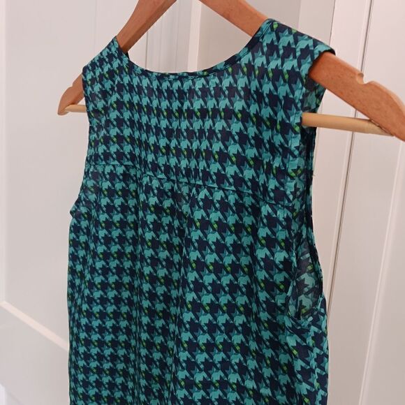 Van Heusen Silky Tank Top Split Neck Flowy Teal Blue - Picture 5 of 9